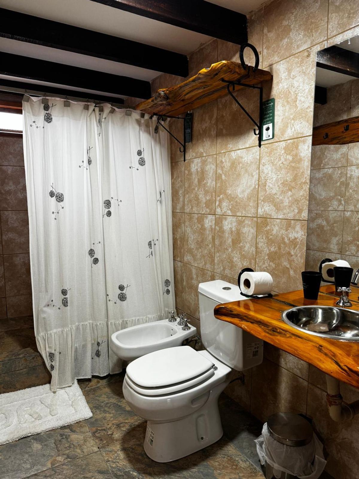 Hosteria La Portada Trevelín Екстериор снимка